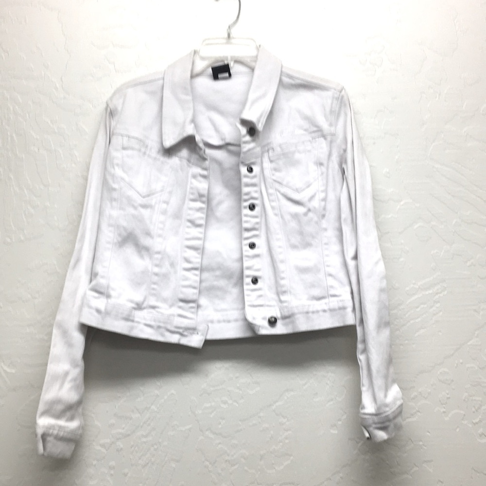 Fubu white women’s jacket size XL